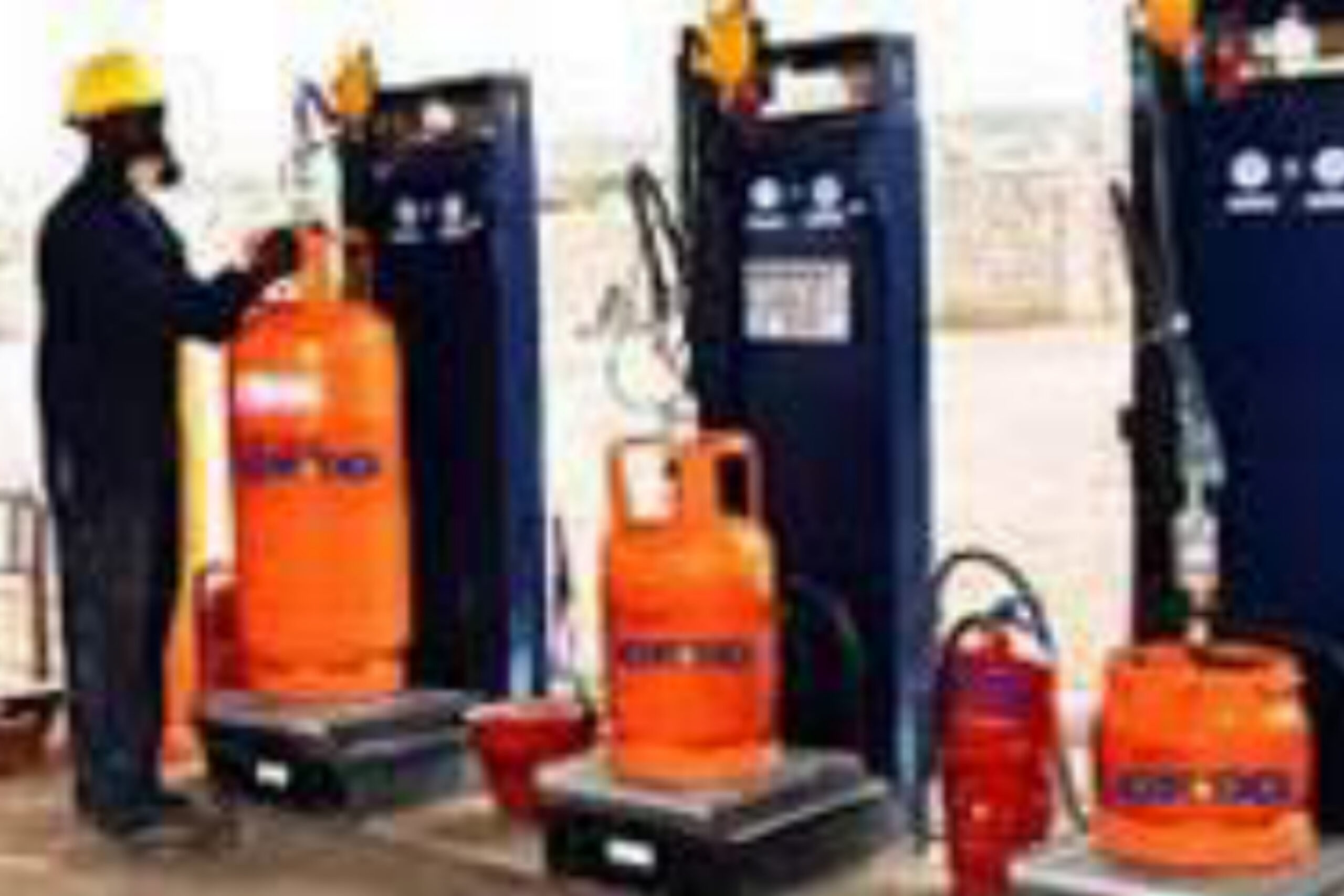 Price of cooking gas rises by 89% in 12 months - 21st CENTURY CHRONICLE